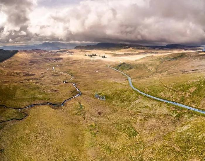 Framed Print : Aerial view of the B4391 through the moor and mountains of Wales, Snowdonia - United Kingdom Framed Print : Aerial view of the B4391 through the moor and mountains of Wales, Snowdonia - United Kingdom