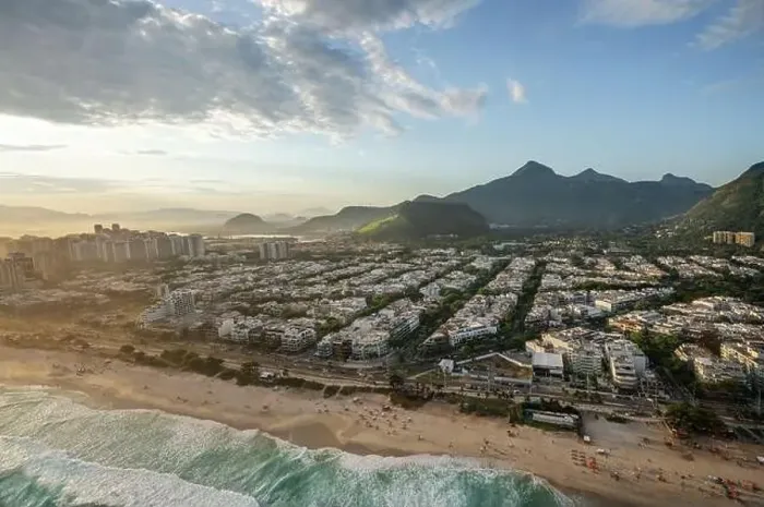 Framed Print : Aerial view of Barra da Tijuca and Pepe beach - Rio de Janeiro, Brazil Framed Print : Aerial view of Barra da Tijuca and Pepe beach - Rio de Janeiro, Brazil