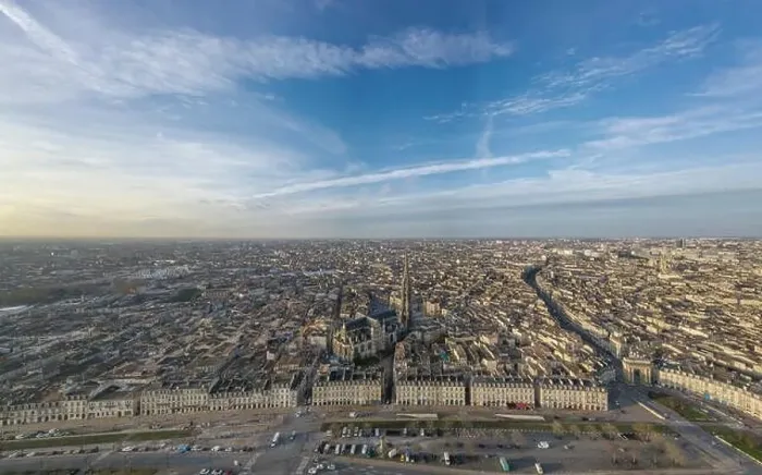 Framed Print : Aerial view of Bordeaux, Saint Michel Church and Garonne river, filmed by drone, France Framed Print : Aerial view of Bordeaux, Saint Michel Church and Garonne river, filmed by drone, France