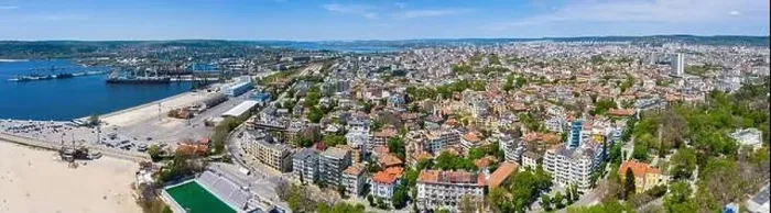 Framed Print : Aerial view of the Bulgarian city Varna