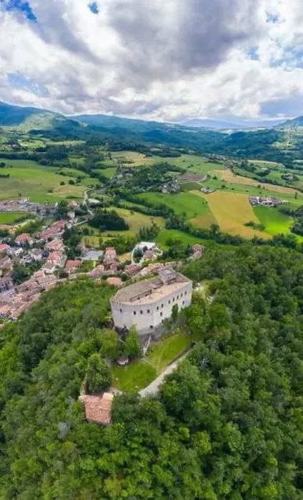 Framed Print : Aerial view of the Castello dal Verme in Zavattarello town Framed Print : Aerial view of the Castello dal Verme in Zavattarello town