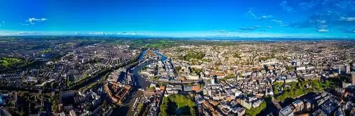 Framed Print : Aerial view of central Bristol in sunny morning, England Framed Print : Aerial view of central Bristol in sunny morning, England