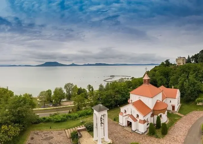 Framed Print : Aerial view of Church in Fonyod with Lake Balaton Framed Print : Aerial view of Church in Fonyod with Lake Balaton
