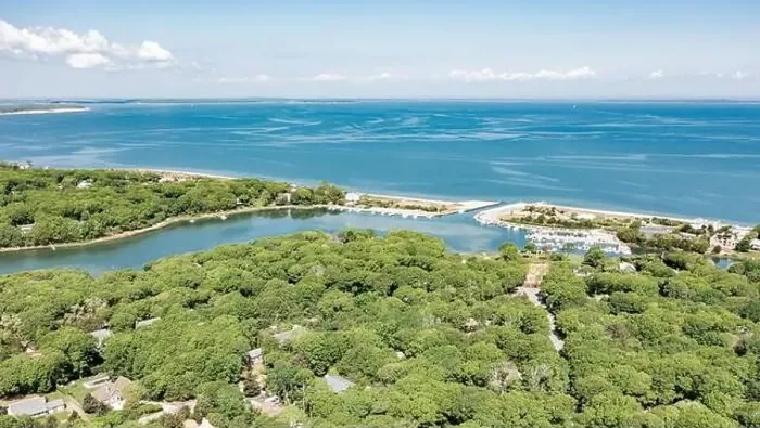 Framed Print : Aerial view of Clearwater Beach, East Hampton, NY Framed Print : Aerial view of Clearwater Beach, East Hampton, NY