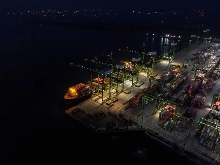 Framed Print : Aerial view of Container ship loading and unloading in deep sea port Framed Print : Aerial view of Container ship loading and unloading in deep sea port