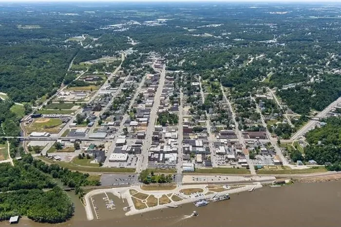 Framed Print : Aerial View of Hannibal, Missouri, USA Framed Print : Aerial View of Hannibal, Missouri, USA