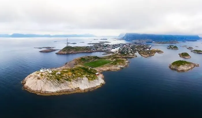 Framed Print : Aerial view of Henningsvaer fishing village on Lofoten islands in Norway Framed Print : Aerial view of Henningsvaer fishing village on Lofoten islands in Norway