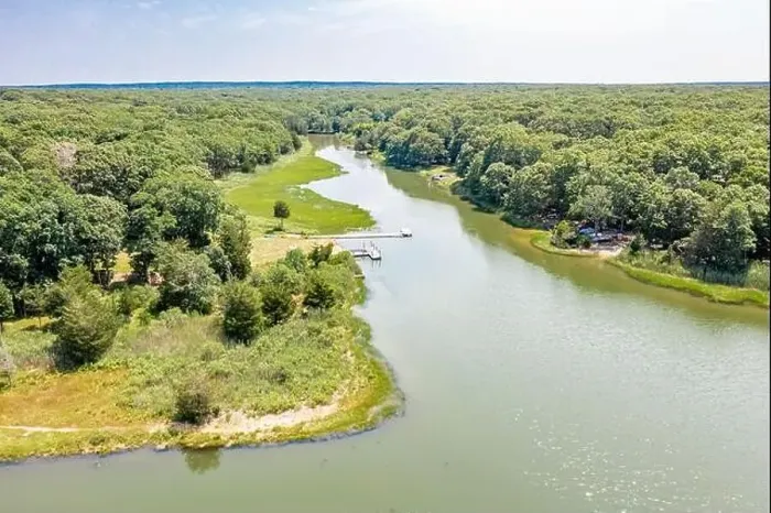 Framed Print : aerial view of Hog Creek and vicinity, East Hampton, NY Framed Print : aerial view of Hog Creek and vicinity, East Hampton, NY