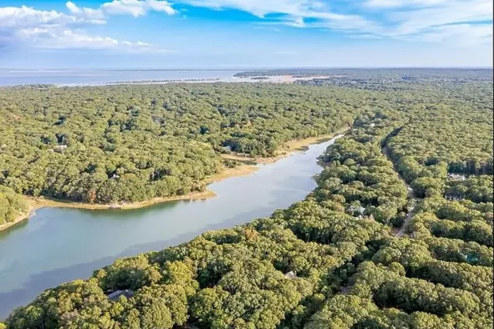 Framed Print : Aerial view of Hog Creek and vicinty, East Hampton, NY Framed Print : Aerial view of Hog Creek and vicinty, East Hampton, NY