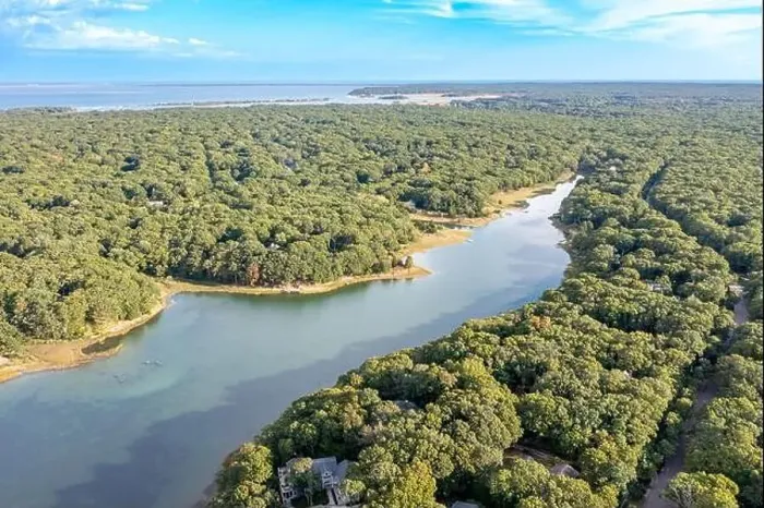 Framed Print : Aerial view of Hog Creek and vicinty, East Hampton, NY Framed Print : Aerial view of Hog Creek and vicinty, East Hampton, NY