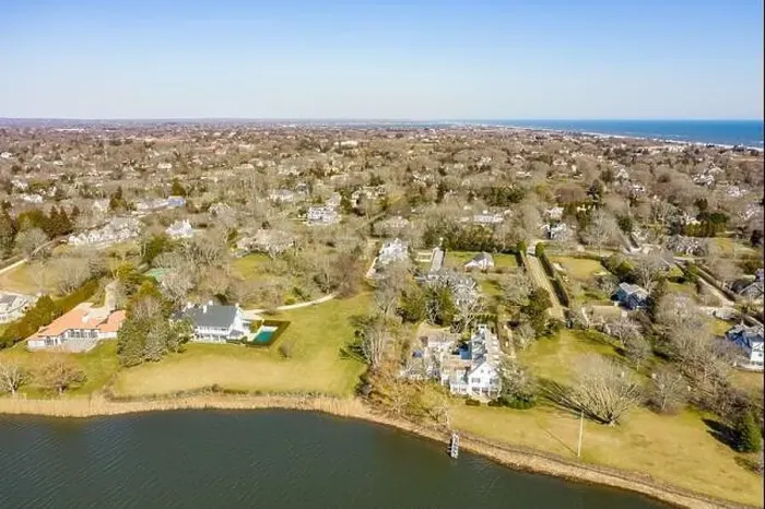 Framed Print : Aerial view of homes on lake agawam, Southampton, NY Framed Print : Aerial view of homes on lake agawam, Southampton, NY