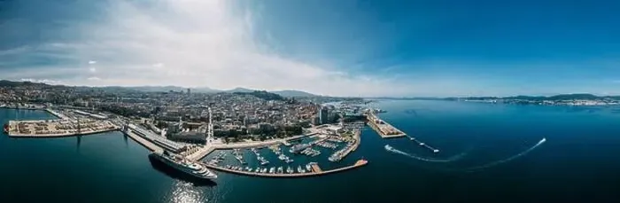 Framed Print : Aerial view of the important commercial and fishing port of Vigo in Galicia, Spain