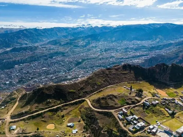 Framed Print : Aerial view from the impressive landmark Muela del Diablo over the mountains down into the valley with the cities La Framed Print : Aerial view from the impressive landmark Muela del Diablo over the mountains down into the valley with the cities La
