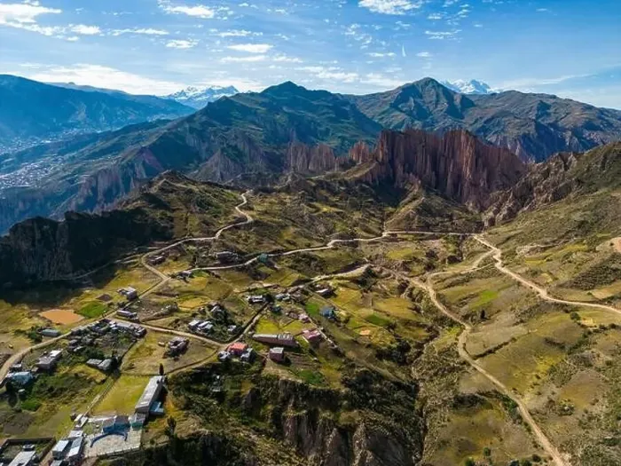 Framed Print : Aerial view from the impressive landmark Muela del Diablo over the mountains down into the valley with the cities La Framed Print : Aerial view from the impressive landmark Muela del Diablo over the mountains down into the valley with the cities La