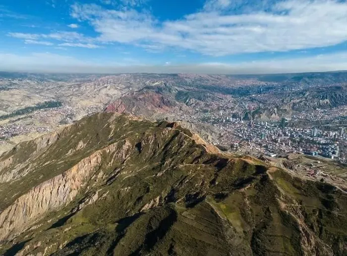 Framed Print : Aerial view from the impressive landmark Muela del Diablo down into the valley with the highest capital Framed Print : Aerial view from the impressive landmark Muela del Diablo down into the valley with the highest capital