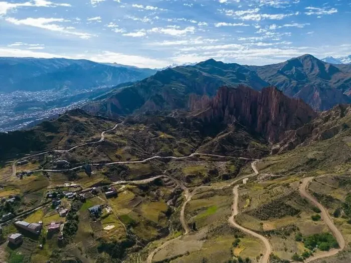Framed Print : Aerial view from the impressive landmark Muela del Diablo down into the valley with the highest capital Framed Print : Aerial view from the impressive landmark Muela del Diablo down into the valley with the highest capital