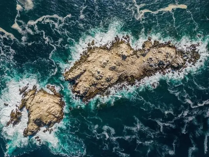 Framed Print : Aerial view of Isla Pan de Azúcar in the National Park Pan de Azúcar at the coast of the Atacama desert in Chile Framed Print : Aerial view of Isla Pan de Azúcar in the National Park Pan de Azúcar at the coast of the Atacama desert in Chile