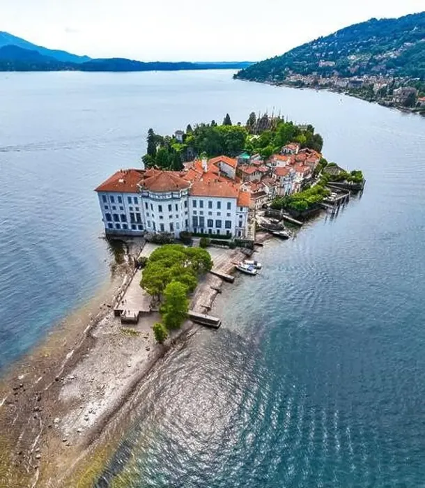 Framed Print : Aerial view of Isola Bella, in Isole Borromee archipelago in Lake Maggiore, Italy Framed Print : Aerial view of Isola Bella, in Isole Borromee archipelago in Lake Maggiore, Italy