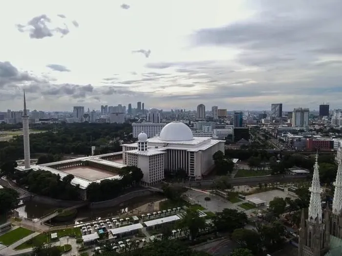 Framed Print : Aerial view of Istiqlal Mosque