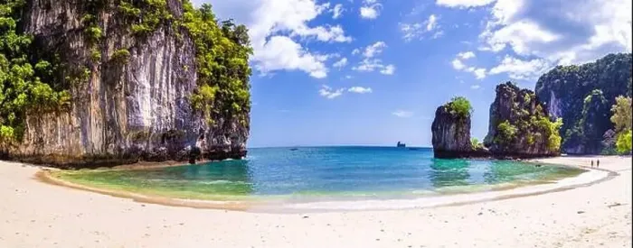 Framed Print : Aerial view of Koh Hong island in Krabi province, Thailand Framed Print : Aerial view of Koh Hong island in Krabi province, Thailand