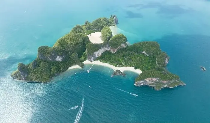 Framed Print : Aerial view of Koh Hong island in Krabi province, Thailand Framed Print : Aerial view of Koh Hong island in Krabi province, Thailand