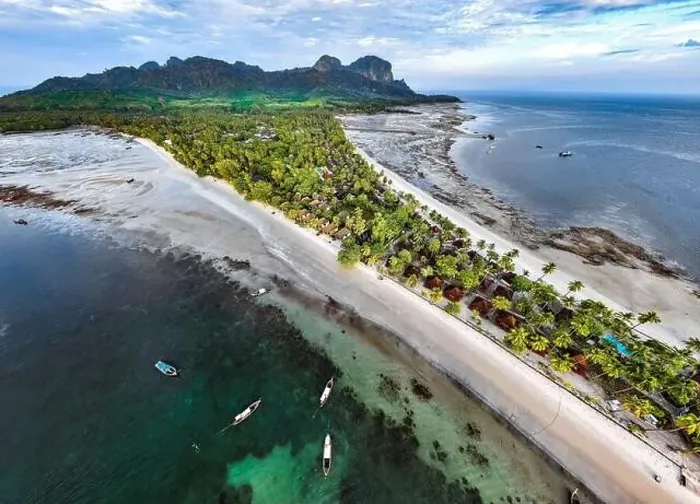Framed Print : Aerial view of koh Mook or koh Muk island, in Trang, Thailand Framed Print : Aerial view of koh Mook or koh Muk island, in Trang, Thailand