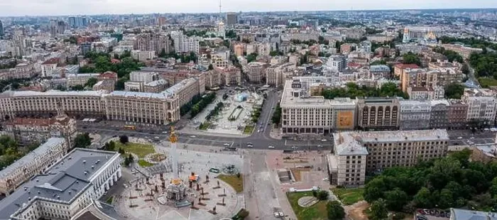 Framed Print : Aerial view of the Kyiv city. Beautiful streets near the city center Framed Print : Aerial view of the Kyiv city. Beautiful streets near the city center