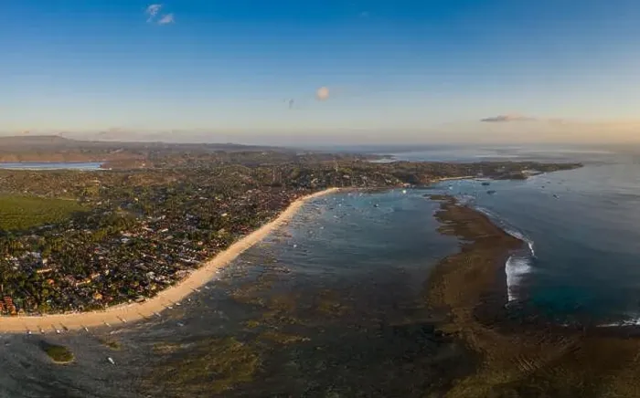 Framed Print : Aerial view of Lembongan island and beach at sunset in Bali, Indonesia Framed Print : Aerial view of Lembongan island and beach at sunset in Bali, Indonesia