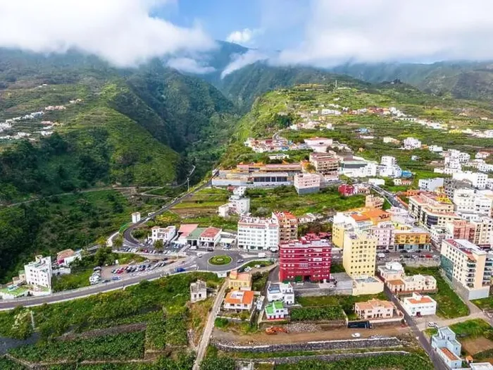 Framed Print : Aerial view of Los Tilos bridge near Los Sauces at La Palma Island, Canary Islands, Spain Framed Print : Aerial view of Los Tilos bridge near Los Sauces at La Palma Island, Canary Islands, Spain