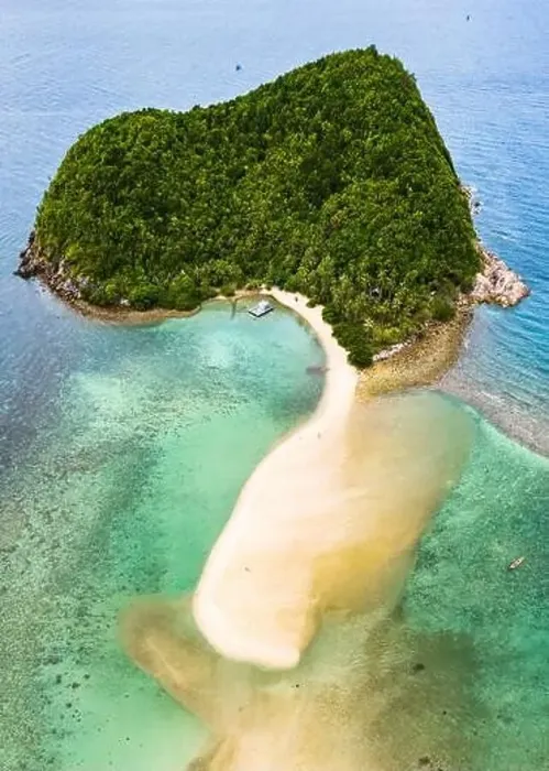 Framed Print : Aerial view of Mae Haad beach in koh Phangan, Surat Thani, Thailand Framed Print : Aerial view of Mae Haad beach in koh Phangan, Surat Thani, Thailand