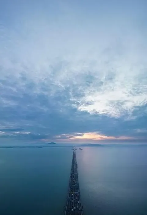 Framed Print : Aerial view of Penang Bridge at dawn, Gelugor, Pulau Pinang, Penang, Malaysia, Asia Framed Print : Aerial view of Penang Bridge at dawn, Gelugor, Pulau Pinang, Penang, Malaysia, Asia