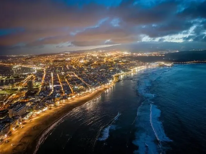 Framed Print : Aerial view of Playa de las Canternas at sunset, Las Palmas de Gran Canaria, Gran Canaria, Spain Framed Print : Aerial view of Playa de las Canternas at sunset, Las Palmas de Gran Canaria, Gran Canaria, Spain