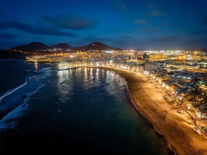 Framed Print : Aerial view of Playa de las Canternas at sunset, Las Palmas de Gran Canaria, Gran Canaria, Spain Framed Print : Aerial view of Playa de las Canternas at sunset, Las Palmas de Gran Canaria, Gran Canaria, Spain