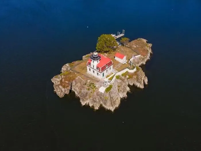 Framed Print : Aerial view of Pomham Rocks Lighthouse on Providence River near Narragansett Bay in East Providence Framed Print : Aerial view of Pomham Rocks Lighthouse on Providence River near Narragansett Bay in East Providence