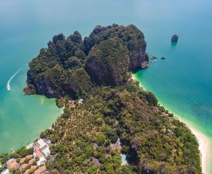 Framed Print : Aerial view of Railay and Phra nang Cave Beach in Krabi, Thailand