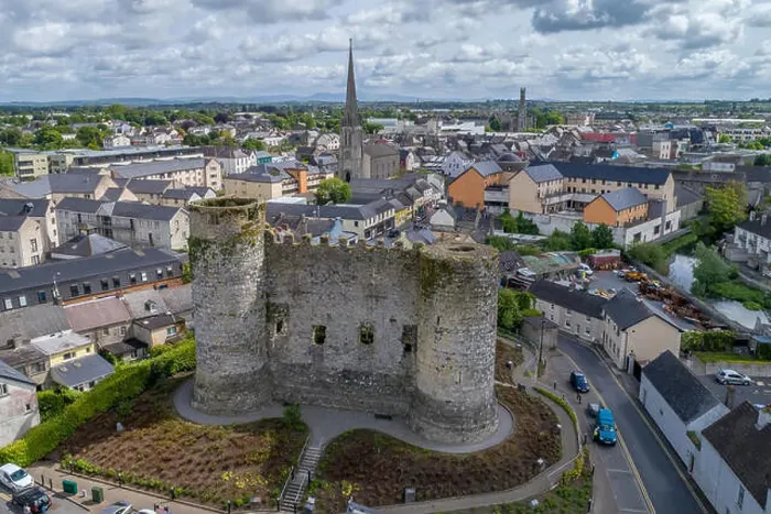 Framed Print : Aerial view of the remains of Carlow Castle, Carlow, Ireland Framed Print : Aerial view of the remains of Carlow Castle, Carlow, Ireland