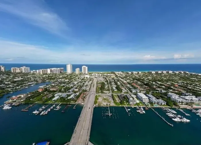 Framed Print : An aerial view of Riviera Beach in Florida, USA Framed Print : An aerial view of Riviera Beach in Florida, USA
