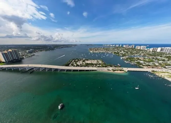 Framed Print : An aerial view of Riviera Beach in Florida, USA Framed Print : An aerial view of Riviera Beach in Florida, USA