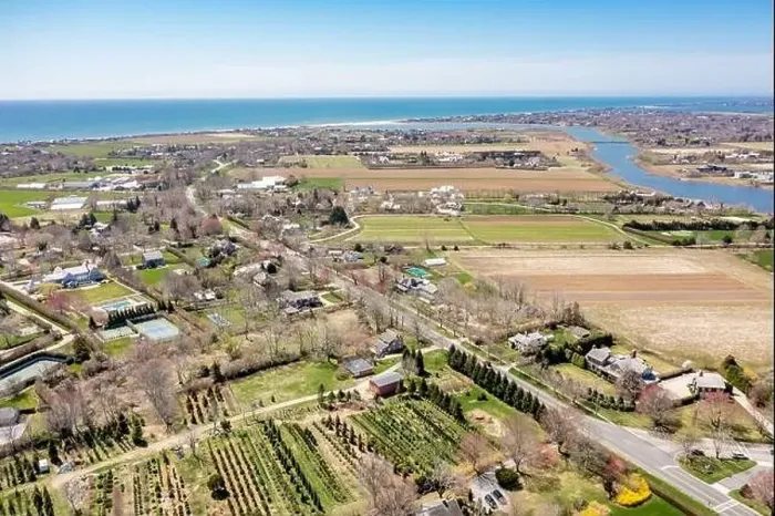 Framed Print : Aerial view of Sagaponack