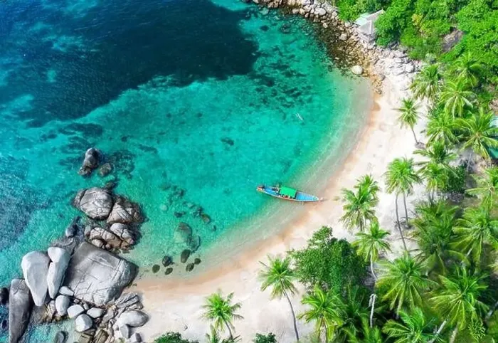 Framed Print : Aerial view Sai Nuan beach, koh Tao, Thailand Framed Print : Aerial view Sai Nuan beach, koh Tao, Thailand
