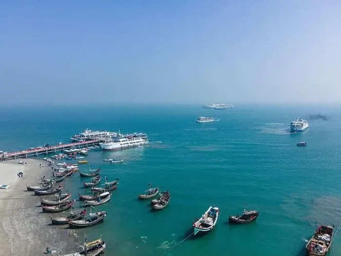 Framed Print : Aerial View of Saint Martin's Island Bangladesh with Jetty and Fishing Boats Framed Print : Aerial View of Saint Martin's Island Bangladesh with Jetty and Fishing Boats