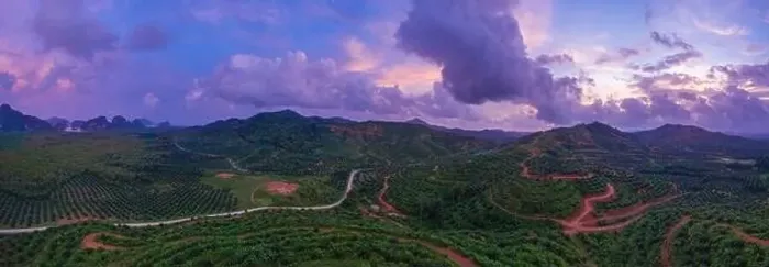 Framed Print : Aerial view of scenic tropical bay during beautiful sunset Framed Print : Aerial view of scenic tropical bay during beautiful sunset