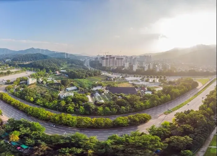Framed Print : Aerial view of Seoul, South korea. Aerial panorama view from drone Framed Print : Aerial view of Seoul, South korea. Aerial panorama view from drone