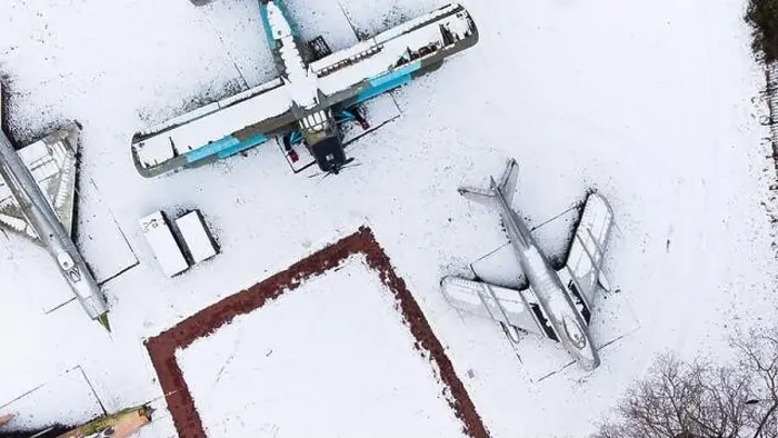Framed Print : Aerial view of snow-clad tanks Framed Print : Aerial view of snow-clad tanks