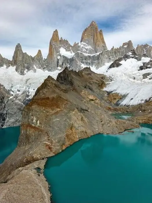 Framed Print : Aerial view of the stunning Laguna de los Tres Framed Print : Aerial view of the stunning Laguna de los Tres