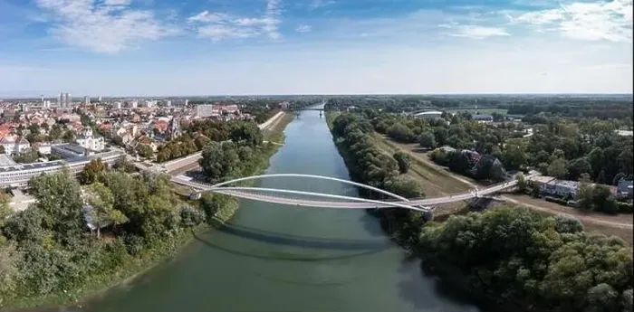 Framed Print : Aerial view of Tiszavirag bridge in Szolnok Framed Print : Aerial view of Tiszavirag bridge in Szolnok