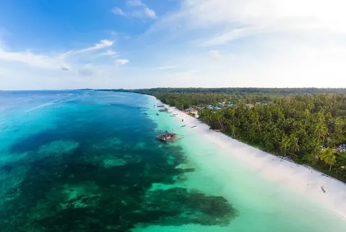 Framed Print : Aerial view tropical beach island reef caribbean sea Framed Print : Aerial view tropical beach island reef caribbean sea