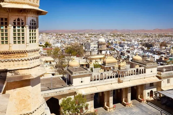 Framed Print : Aerial view of Udaipur town from the City Palace, Udaipur, Rajasthan, India Framed Print : Aerial view of Udaipur town from the City Palace, Udaipur, Rajasthan, India