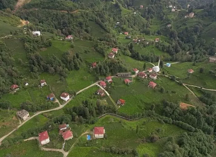Framed Print : An aerial view of the villages of Rize, Turkey's most natural city Framed Print : An aerial view of the villages of Rize, Turkey's most natural city