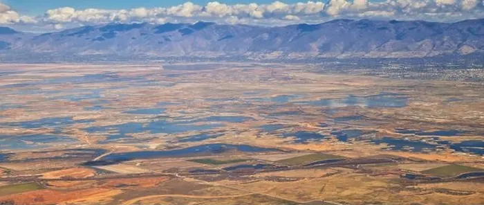 Framed Print : Aerial view of Wasatch Front Rocky Mountain landscapes on flight over Colorado and Utah during winter Framed Print : Aerial view of Wasatch Front Rocky Mountain landscapes on flight over Colorado and Utah during winter